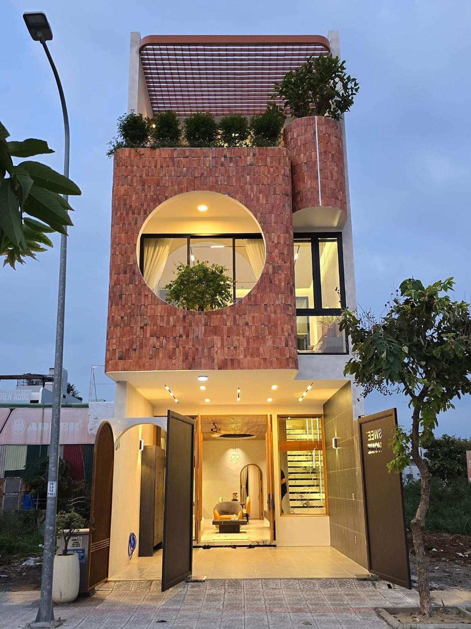 Anuy House TP. Hồ Chí Minh